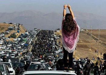 Ew ne tenê pênc sedsalan